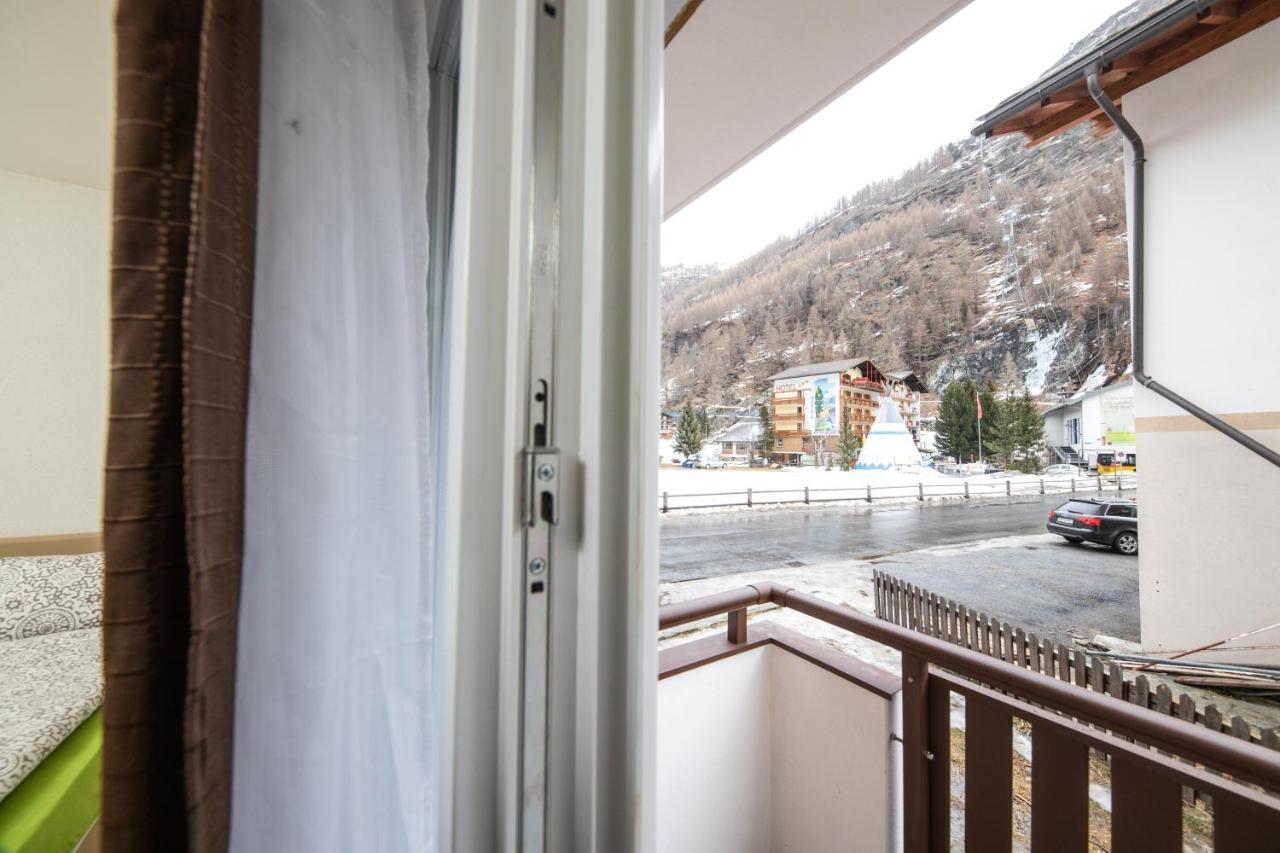 Haus Astoria Lägenhet Saas-Grund Exteriör bild