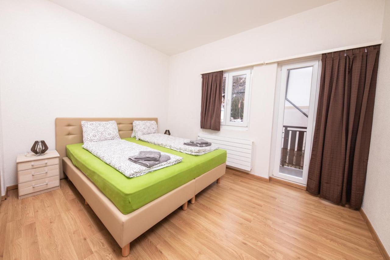 Haus Astoria Lägenhet Saas-Grund Exteriör bild